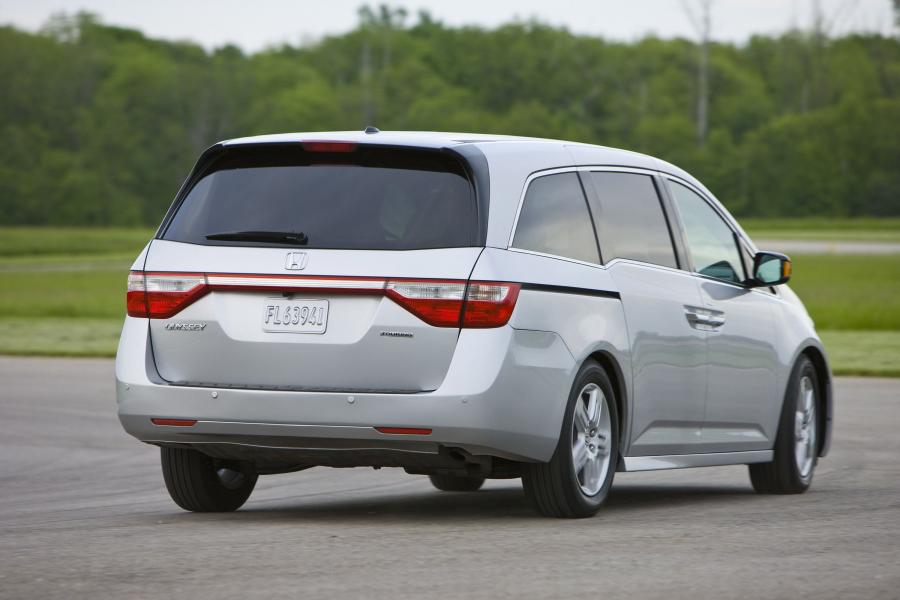  Honda Odyssey 2011 года  (фото 143 из 162)